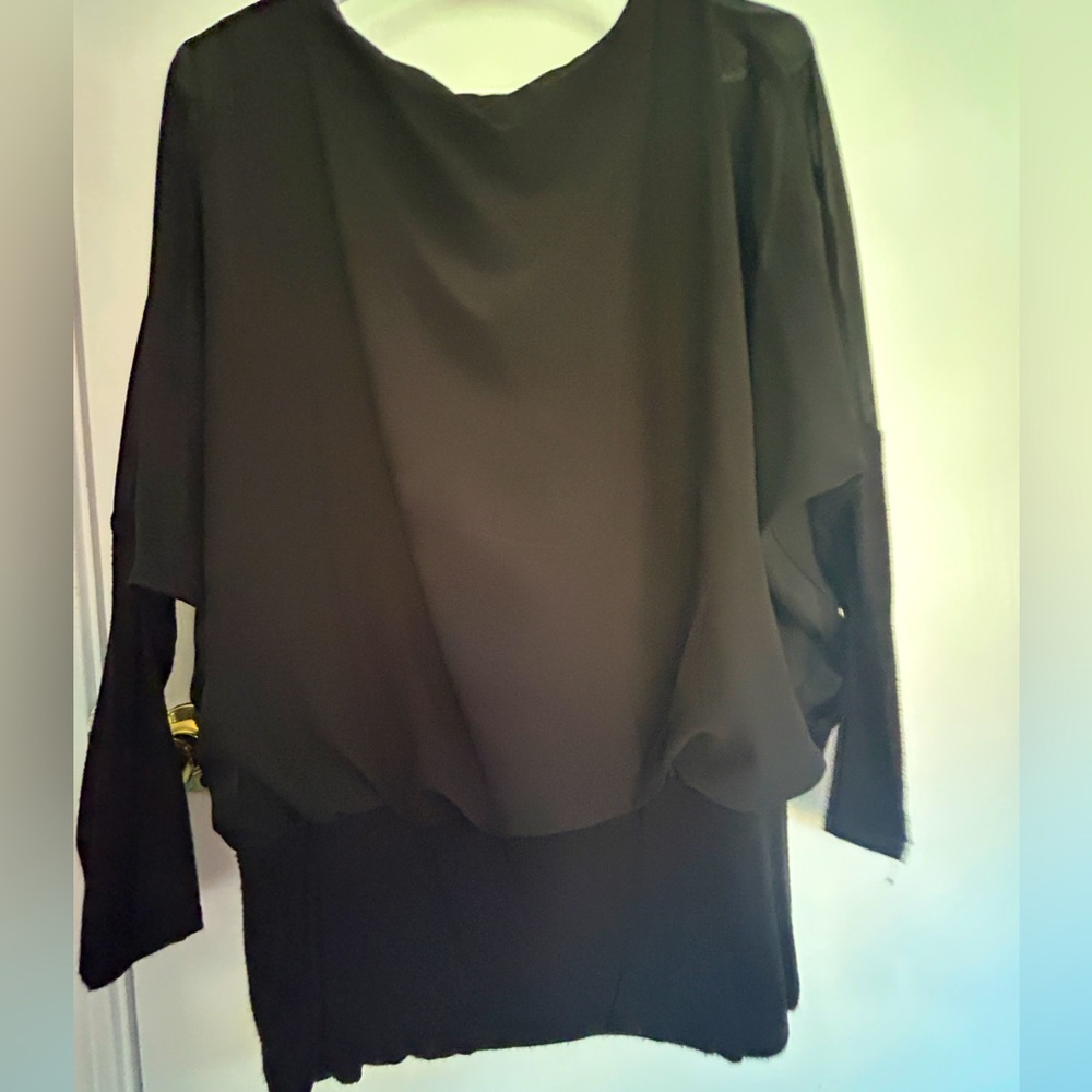 Women’s black long sleeve top